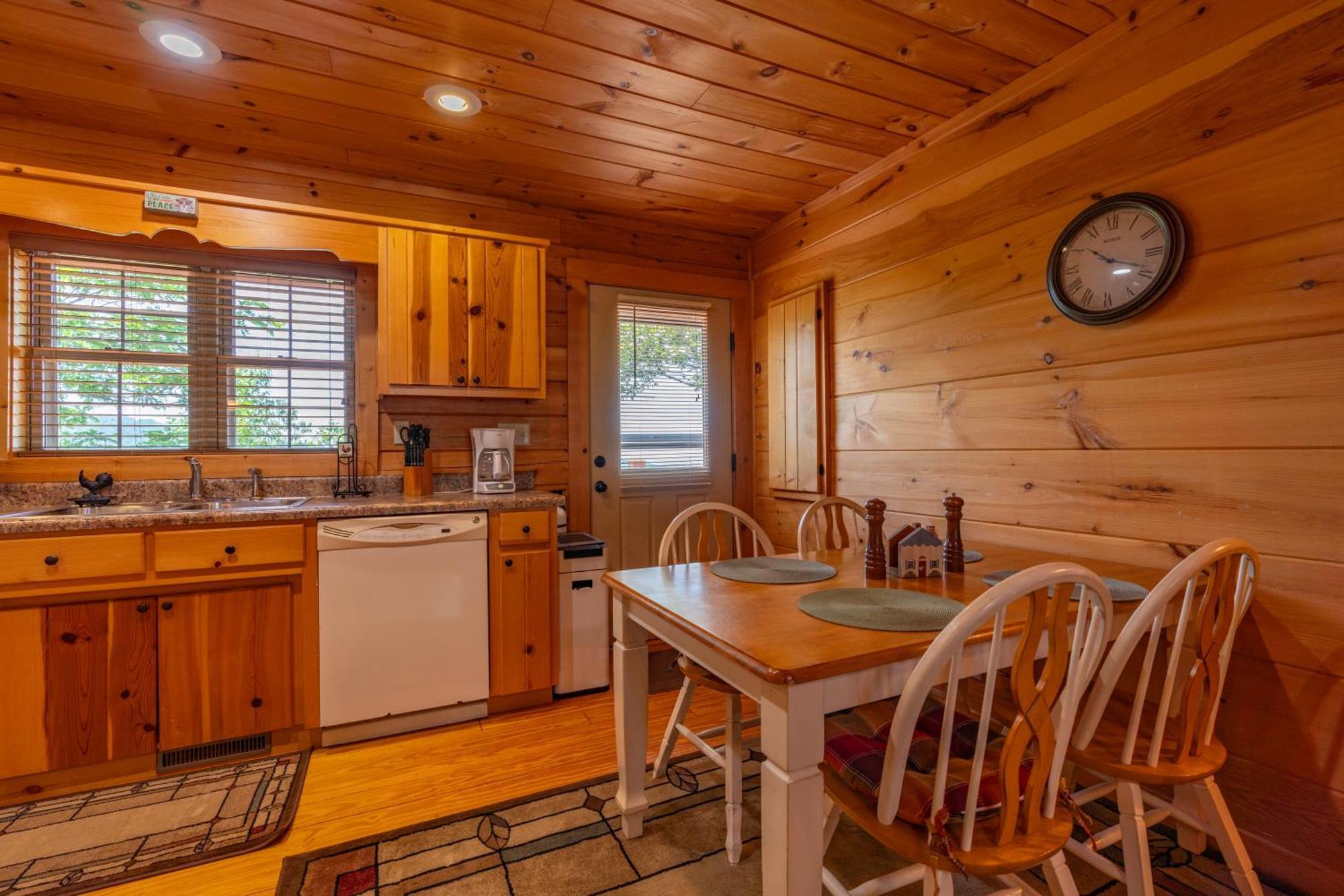 Cabin Dreams Beech Mountain Exterior photo